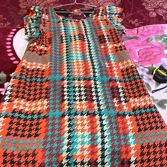 Ladies dress - Picture 6 of 8